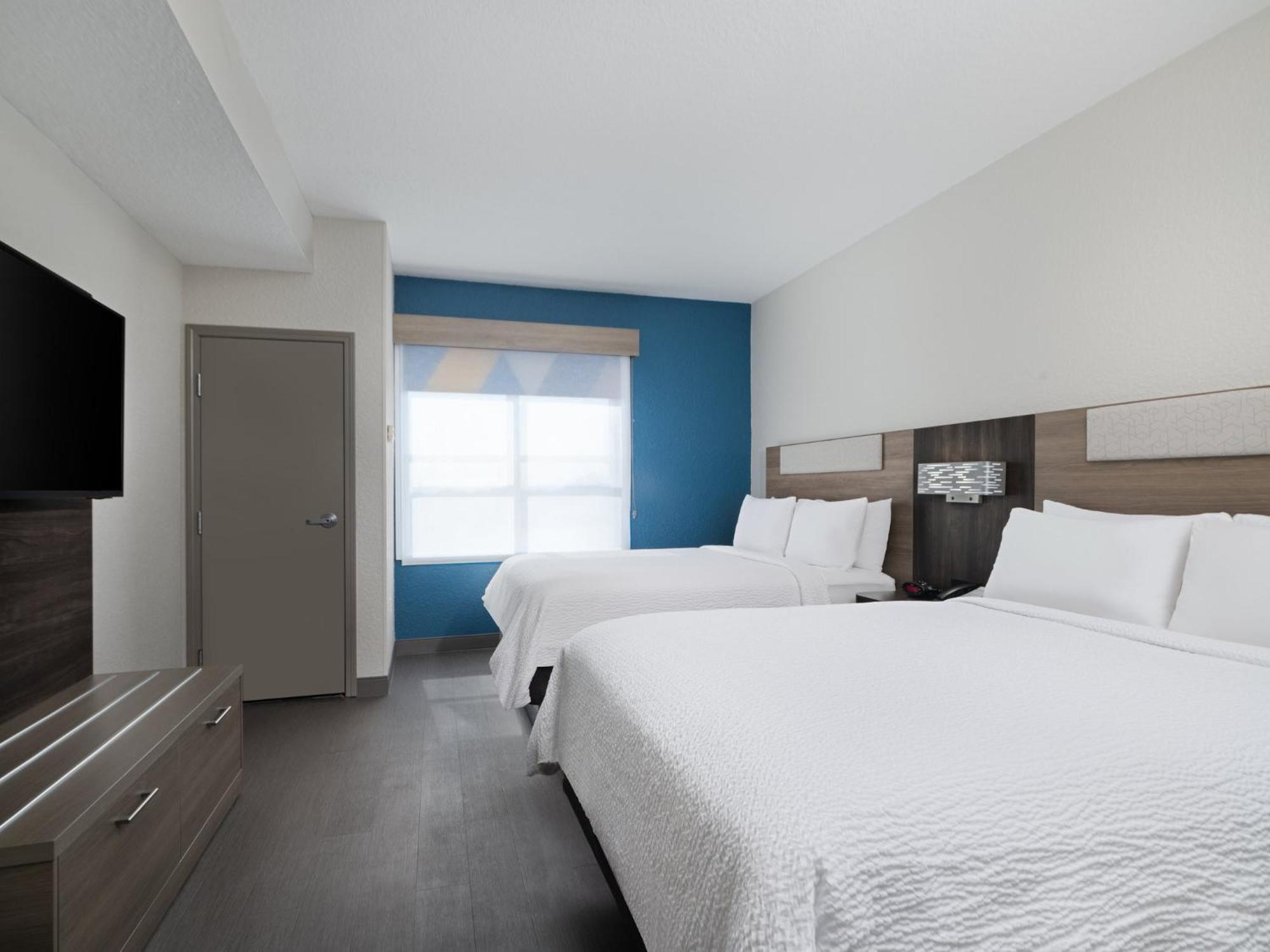 Holiday Inn Express & Suites Lakeland North I-4 By Ihg Ngoại thất bức ảnh