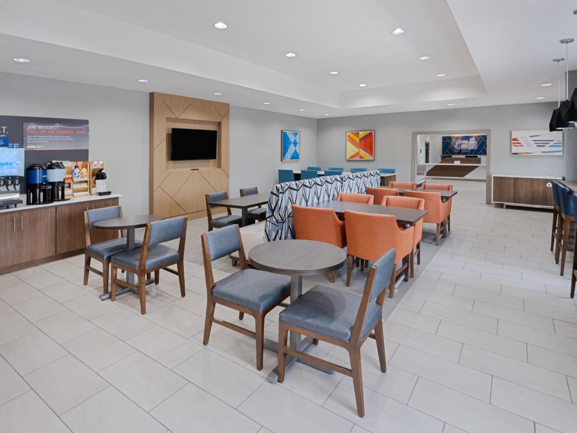 Holiday Inn Express & Suites Lakeland North I-4 By Ihg Ngoại thất bức ảnh